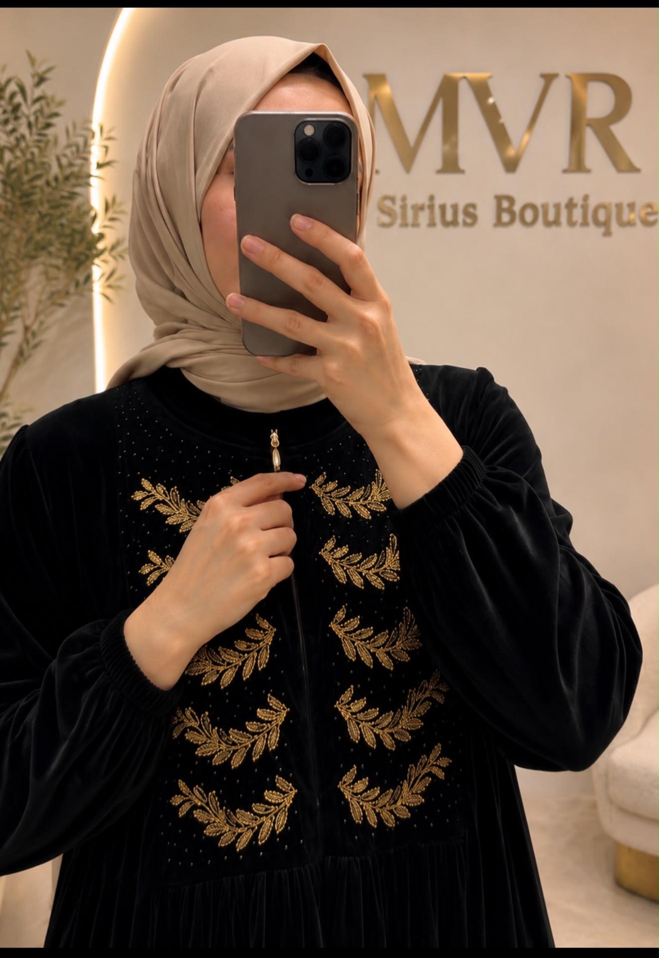 Fermuarlı Sultan Kadife Elbise Siyah